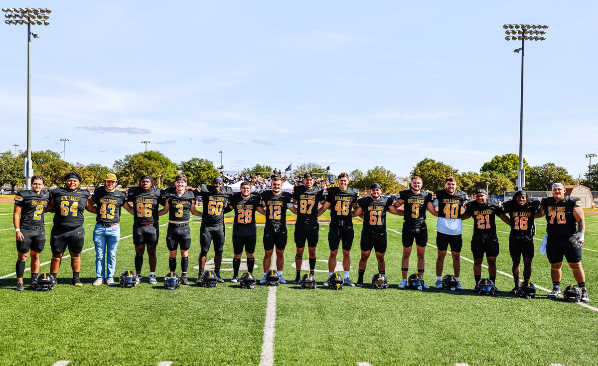 TLU_Football's tweet photo. Thank you seniors 🐶🤘

#TooLiveU | #PupsUp https://t.co/88Dpyg4fYb