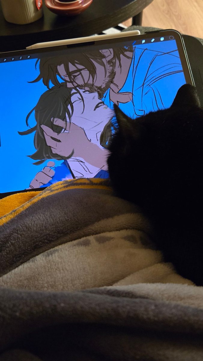tsuyonspam's tweet photo. My cat is locked in on my drawing hahaha #jayvik https://t.co/17TUyDRS4y