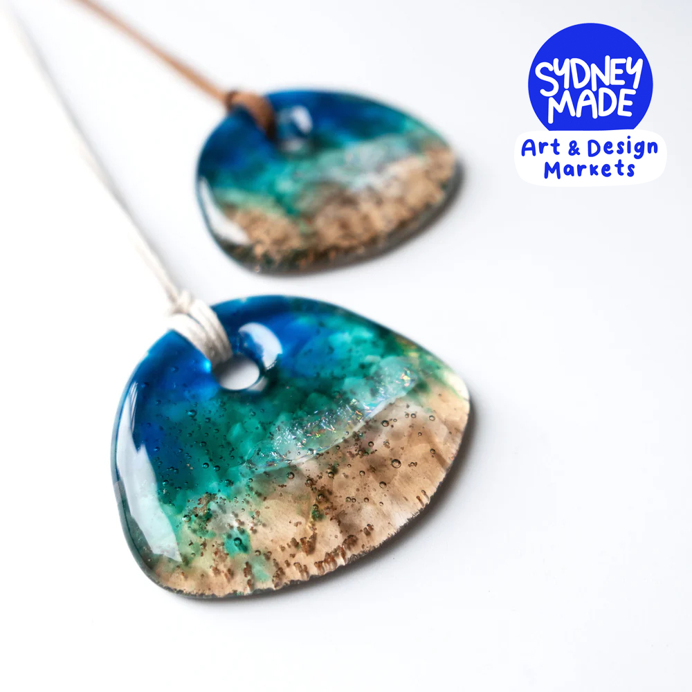 A Fiery Heart | Glass Art by Gisela Spallek tweet media