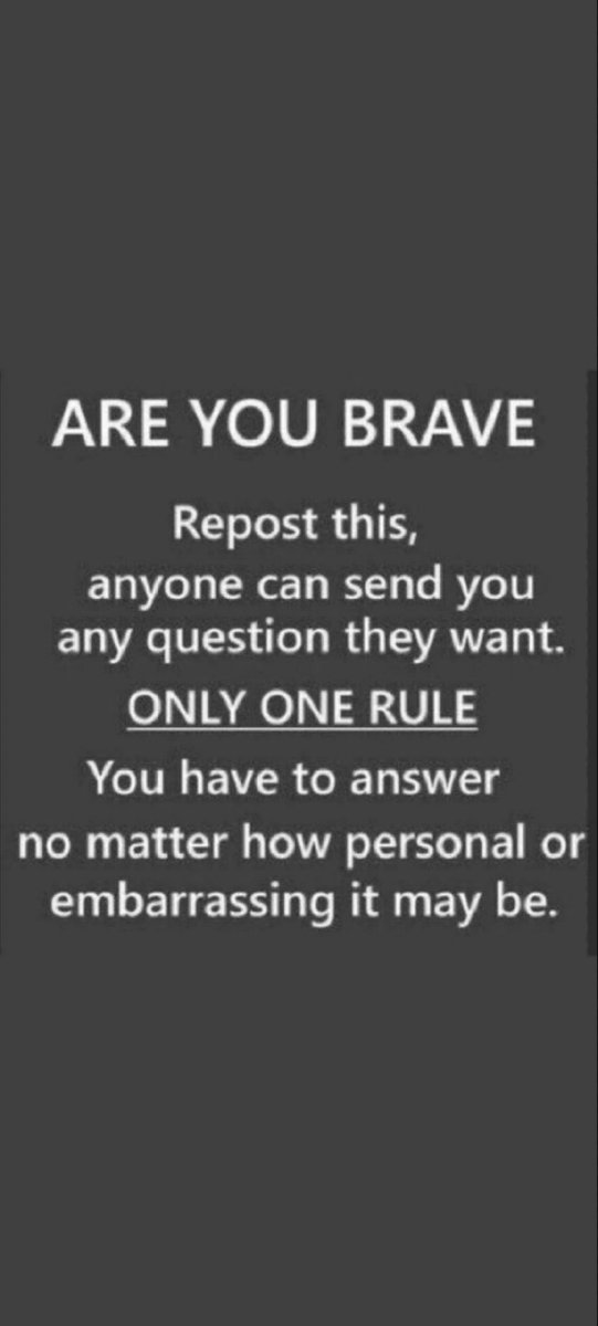 Nikky_LFC's tweet photo. Ah go on why not. Ask me one ! https://t.co/AzQa6sGnnt