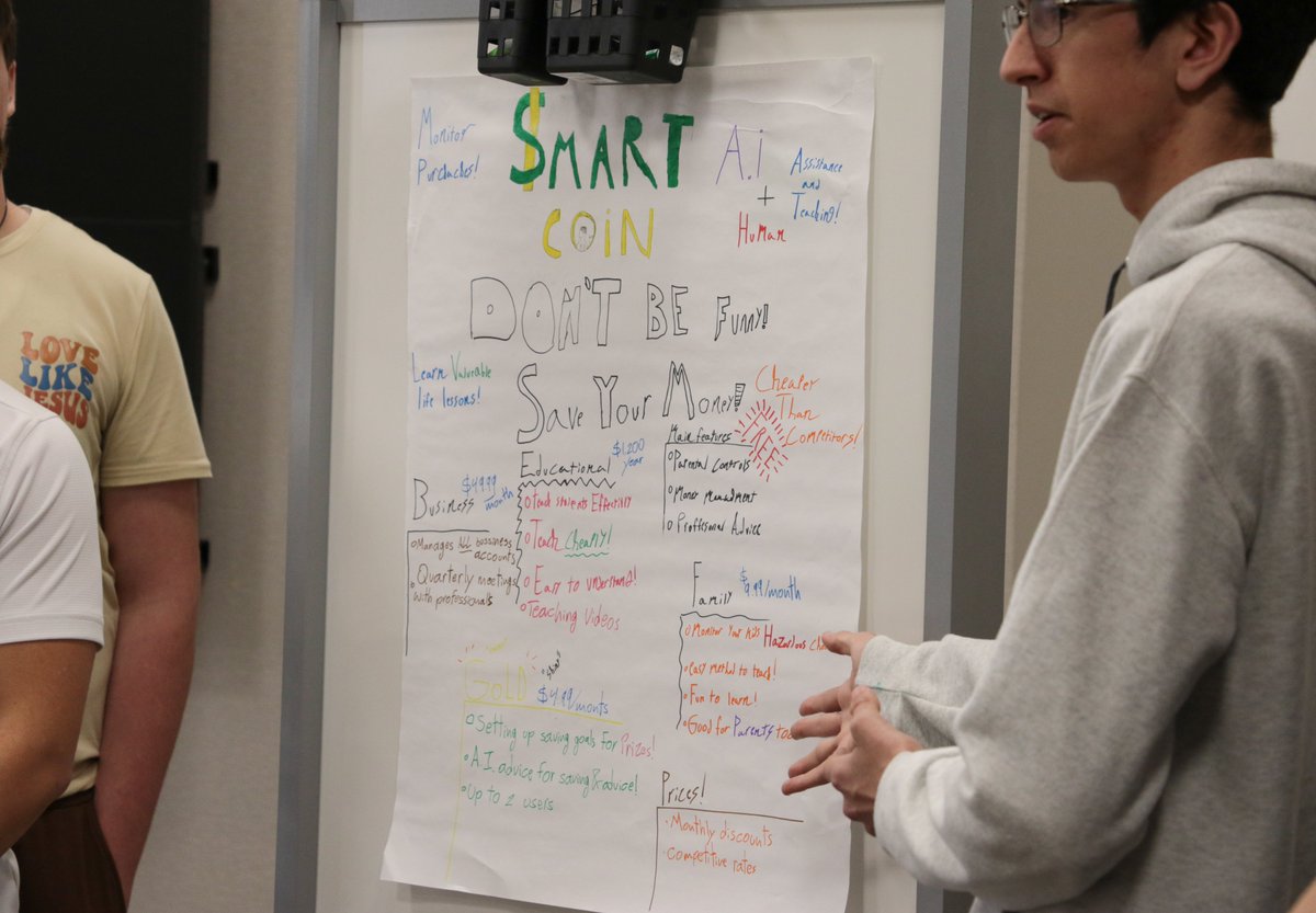CentralRivers's tweet photo. #CRAEA partnered with the U of I's Jacobson Institute & hosted “DesignDash” for over 100 area high school students, educators & entrepreneurs! #DesignDash is a startup event that engages students, educators & industry in a fast paced entrepreneurial excursion! 👏 @BizInnovatorUI https://t.co/6P815EqIEu