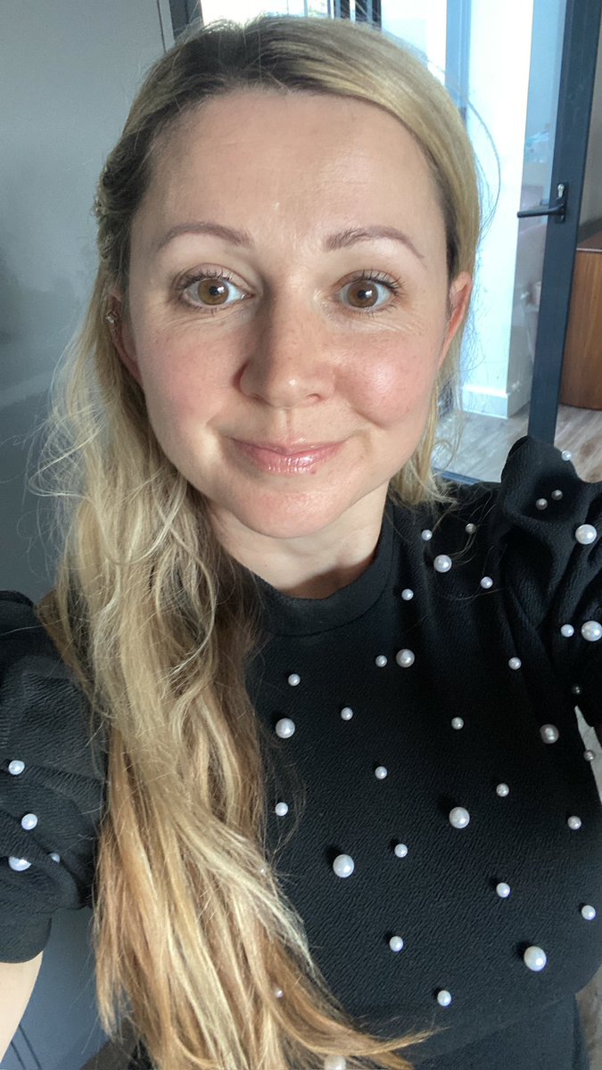 MissHazelAnne's tweet photo. Finally i feel 90% better!  Xx https://t.co/FhXYVtmR35