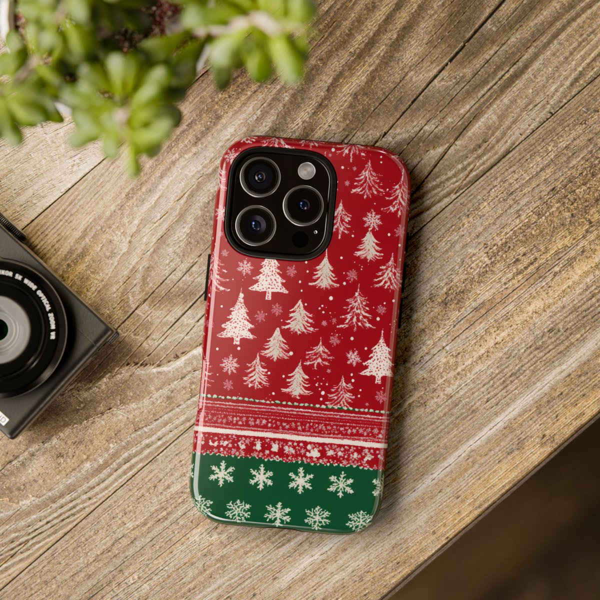 JsimoDesign's tweet image. Celebrate the holiday spirit with this charming design featuring a delightful pattern of Christmas trees and snowflakes in vibrant red and green.