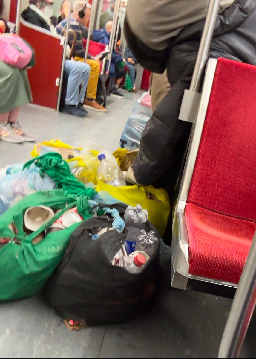 The6ixTrueNorth's tweet image. @TTChelps many riders and I would like to understand how this individual is allowed on the system with this mess, which poses health concerns. I’m also willing to bet no adult fare was paid. #TTC #FailedSystem #SafetyConcerns @TTC_CEU Any answers? 😂