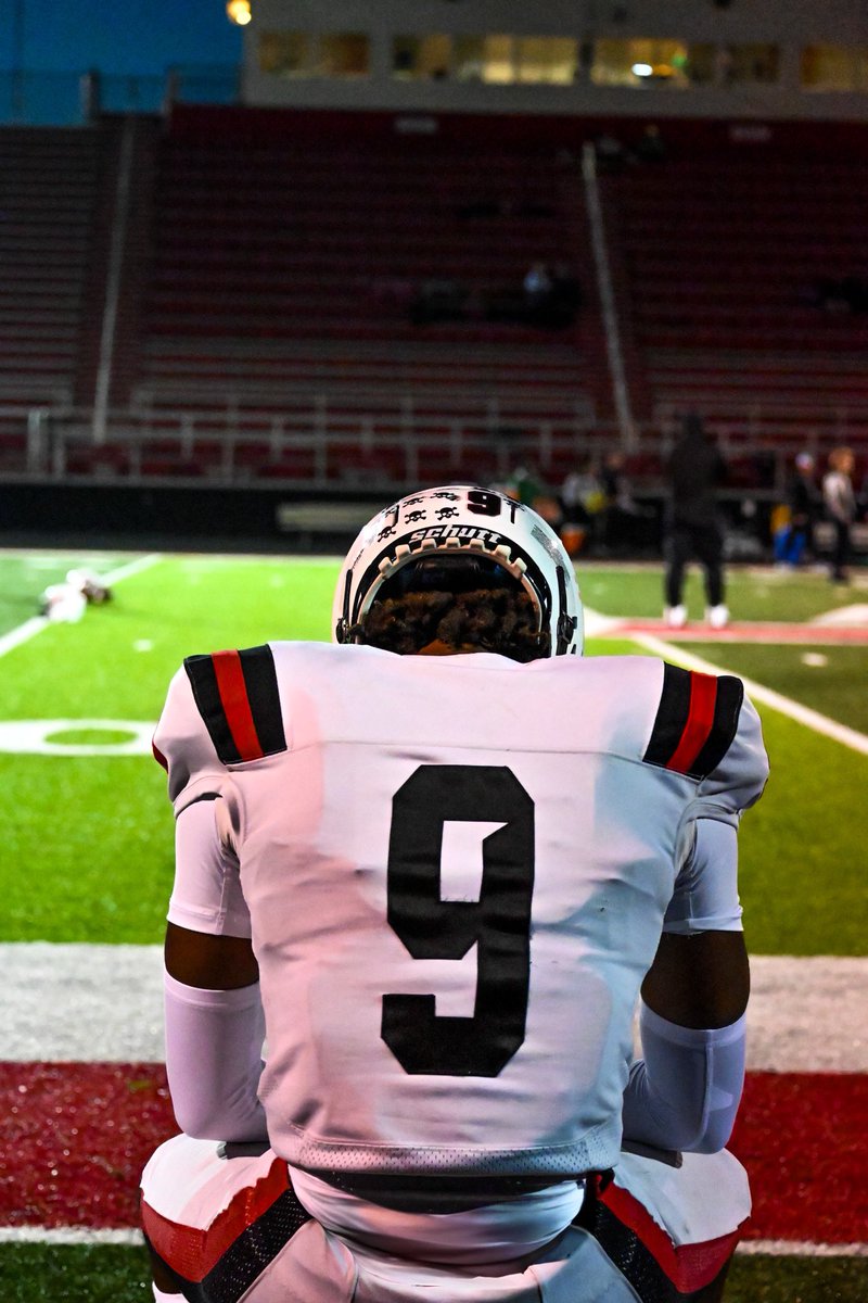#seniorSzn 
Senior season highlights 

hudl.com/v/2QqPCD