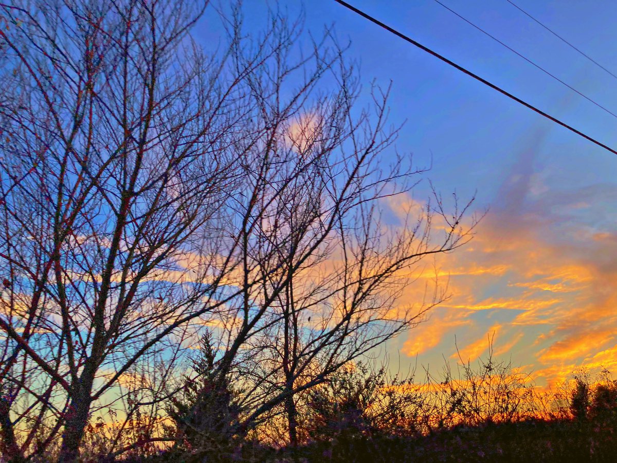 LaurenArt777's tweet photo. #grunge #graffiti #graphicdesign #graphicart #streetart #streetartstyle #abstractart #surrealism #popart #art #artoninstagram #artintheheart #loveart #creating #makestuff #noaineeded #photography #fall #fallphotography #sunset https://t.co/A1ransOUNg