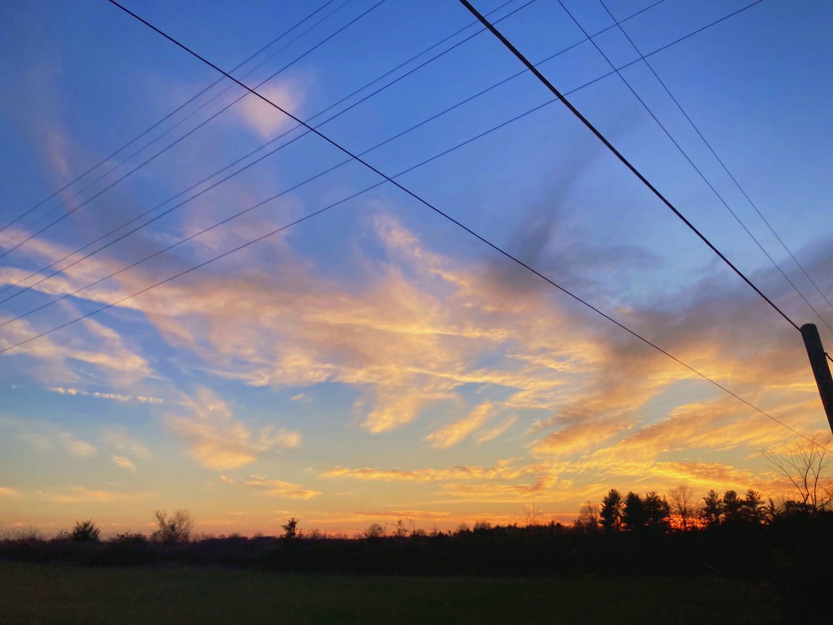 LaurenArt777's tweet photo. #grunge #graffiti #graphicdesign #graphicart #streetart #streetartstyle #abstractart #surrealism #popart #art #artoninstagram #artintheheart #loveart #creating #makestuff #noaineeded #photography #fall #fallphotography #sunset https://t.co/A1ransOUNg