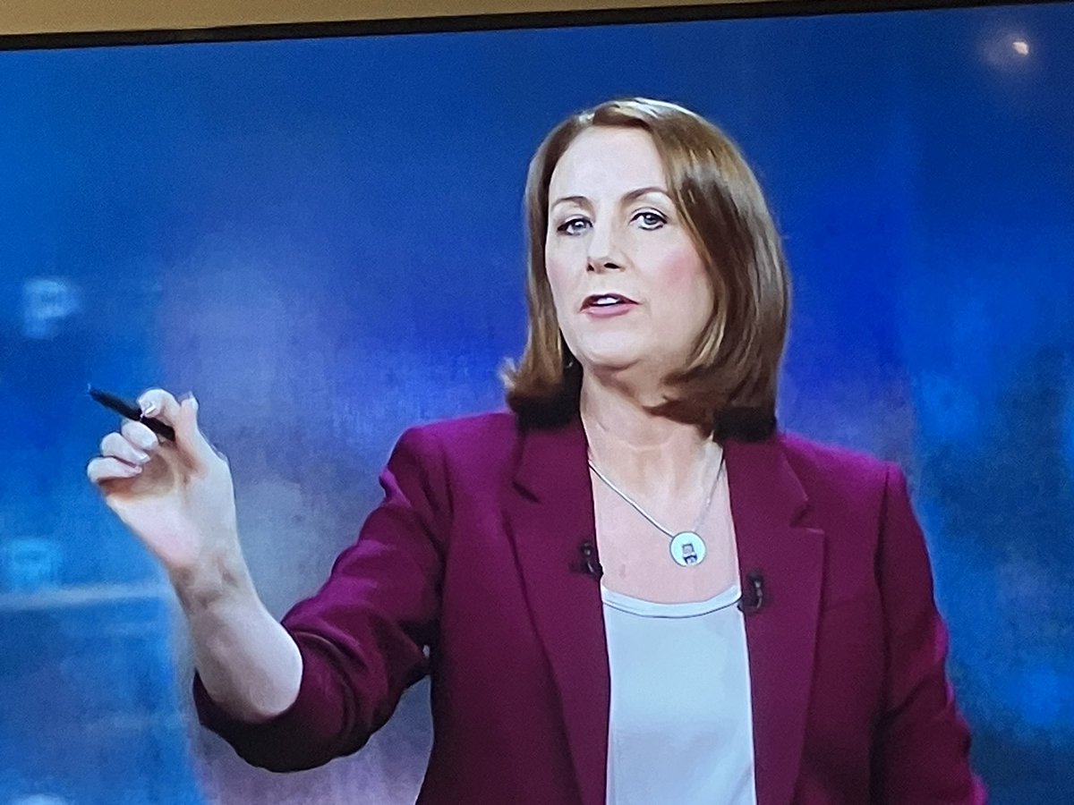 SeanKellyMEP's tweet photo. No bother to @SimonHarrisTD in #RTEUpfront . Knows his stuff &amp; showing a #NewEnergy for @FineGael . https://t.co/IvDKlmivtN