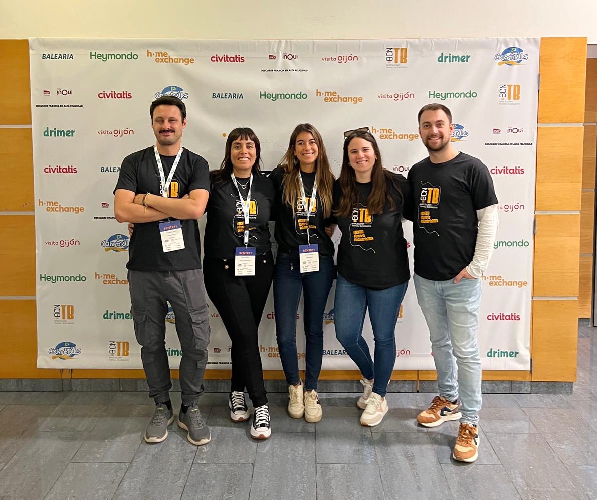 Quería poner una foto de la Comisión al completo, pero con lo de mantener el anonimato del presentador de la gala, aquí faltan 2 personas claves🙈💚 Pero ésta ya representa al gran equipo que hemos formado todos🥰

<a href="/bcnTB/">BCN Travel Bloggers</a> <a href="/CambrilsTurisme/">Cambrils Turisme</a> 
#Cambrils #InCrambrils2024 #BCNTB11