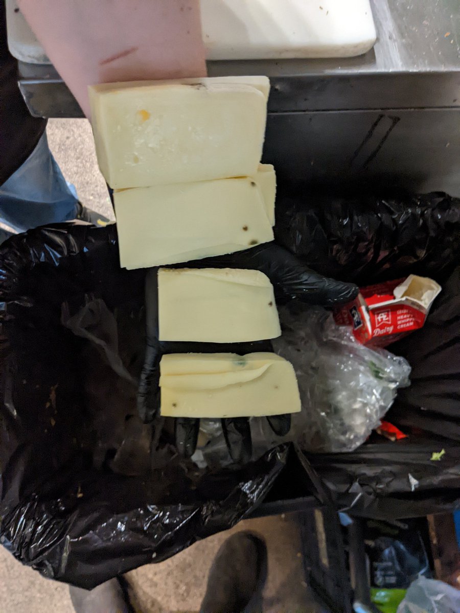 mo(ld)ney spread at work