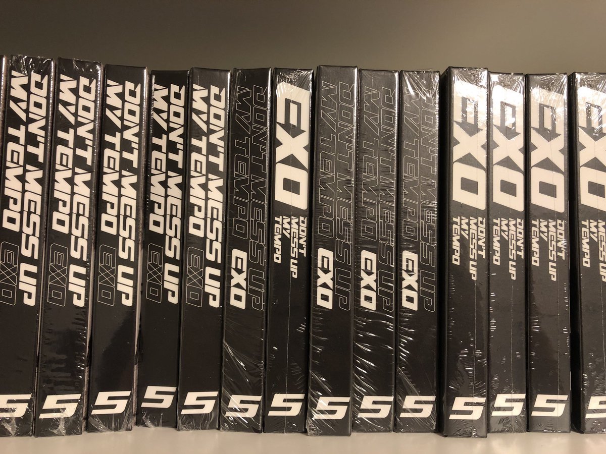 baekingneeds's tweet image. 🌍 WORLDWIDE GIVEAWAY 🌍

❤️ BNIP EXO DMUMT (2-3 versions) x10 sets
❤️ pay for shipping (from SG) - PAYPAL
❤️ free postcards/other goods

Clearing all my things ASAP hence the giveaway!

Pls DM to claim

#EXO #XIUMIN #SUHO #BAEKHYUN #CHEN #CHANYEOL #KYUNGSOO #KAI #SEHUN #GIVEAWAY