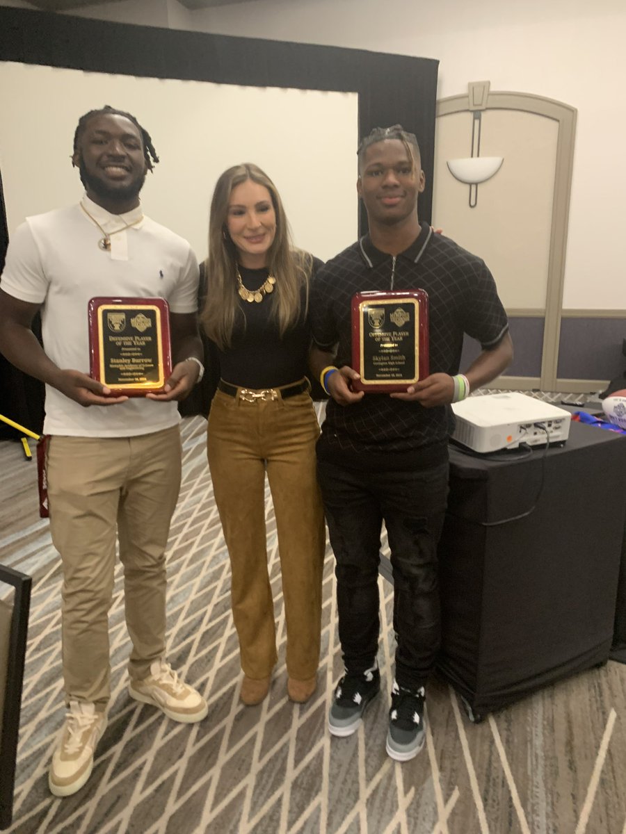 Stanley “bee “ Burrow Jr tweet media