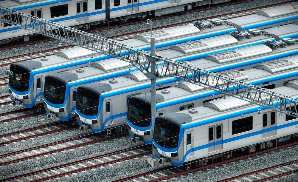 StarMetro2's tweet photo. [Điểm tin thị trường]
TOÀN CẢNH METRO SỐ 1 HOÀN THÀNH CHUẨN BỊ ĐƯA VÀO SỬ DỤNG
Tuyến Metro số 1 đạt 99% tổng khối lượng dự án, 1% còn lại là các hạng mục nghiệm thu để chuẩn bị vận hành thương mại vào cuối năm nay. https://t.co/Zv3ji6Dukp