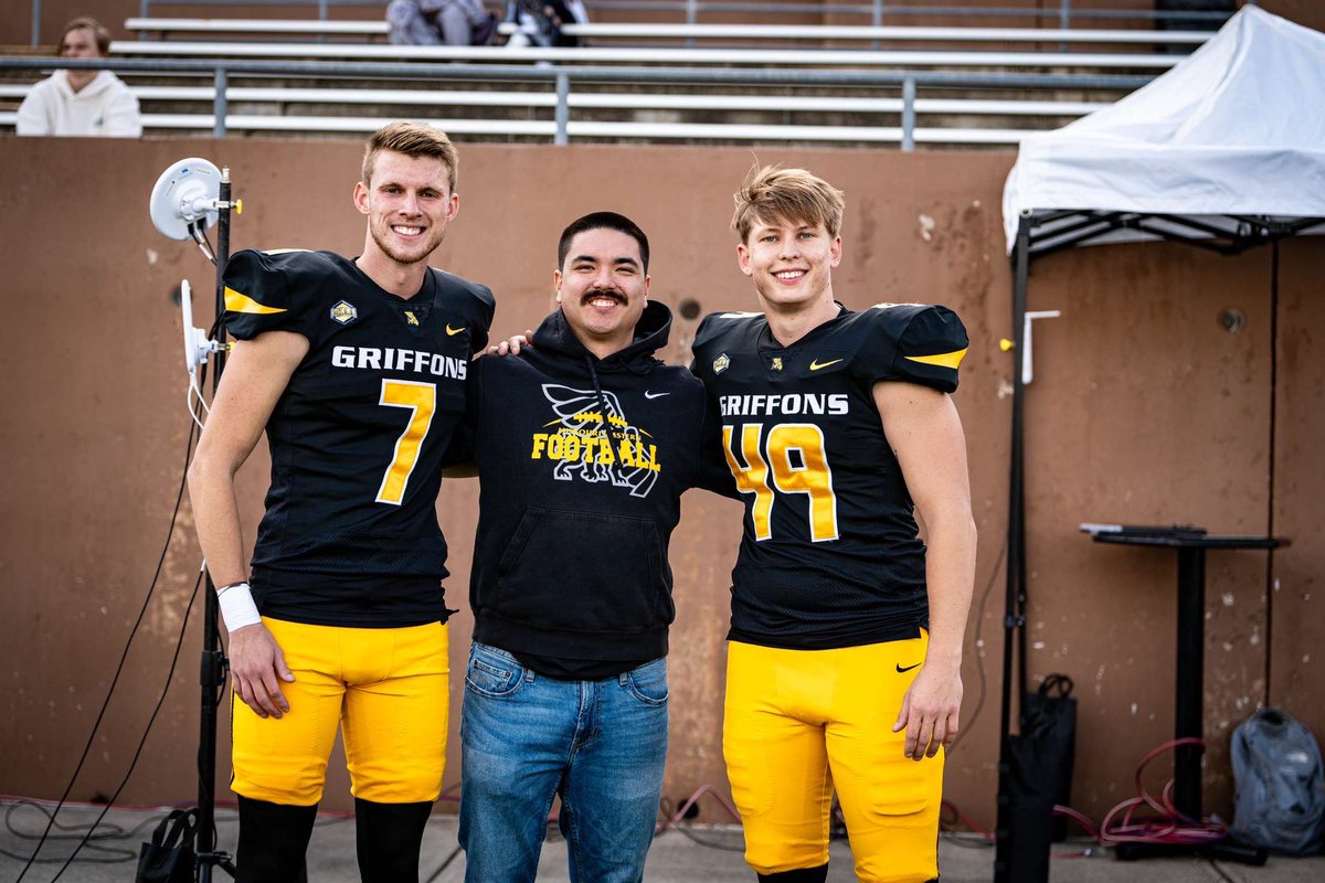 MWSU Specialists (@mwsuspecialists) on Twitter photo Wrapping up the 24 season with the specialist! Here’s to 25!〽️
Always great to have alumni back to visit <a href="/Tkopcho18/">Thomas Kopcho</a> <a href="/Jack_Rasmussen1/">Jack Rasmussen</a> both back this season! Wrapping up the 24 season with the specialist! Here’s to 25!〽️
Always great to have alumni back to visit <a href="/Tkopcho18/">Thomas Kopcho</a> <a href="/Jack_Rasmussen1/">Jack Rasmussen</a> both back this season!