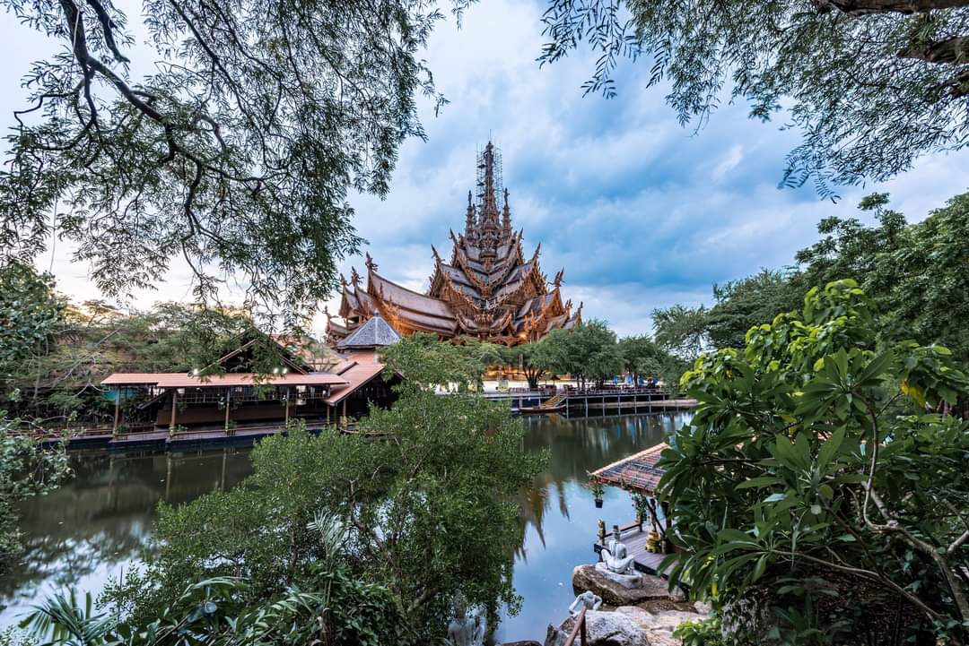 PattayaFirst's tweet photo. Revitalize Your Life at The Sanctuary of Truth – A Must-Visit Destination in Your Lifetime!
#SanctuaryOfTruth #MeaningfulTravel #VisitThailand #MustVisitPlace https://t.co/rxZHj1YQyM