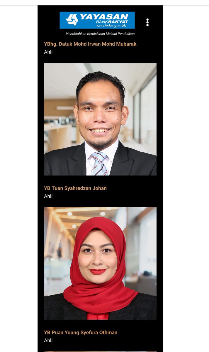 Alturkistiano's tweet photo. TAHNIAH 2 MELAYU DAP DAPAT JAWATAN..

Mereka boleh pilih untuk menolak, tetapi mereka terima.

Berapa gaji/elaun dapat kat sana tu?

Tak cukup dengan segala elaun dan kelebihan sebagai ahli parlimen, jawatan di yayasan pun mereka mahu.

Ini bukti kerajaan madani memang tengah reform. Dengan kepakaran dan pengalaman Syahredzan yang suka bergurau dengan bermain cosplay Nabi Ibrahim dan anaknya, sudah pasti Yayasan Bank Rakyat akan terus maju.

Manakala, kehebatan Rara yang berpengalaman membekam disamping ditemani suaminya yang hebat berniaga, pasti akan memastikan Yayasan Bank Rakyat sihat tanpa kecurian kad kredit.

Apa pun, rakyat tetap susah, politikus makin senang. Bak kata Thomas Sowell,

“No one will really understand politics until they understand that politicians are not trying to solve our problems. They are trying to solve their own problems, of which getting elected and re-elected are number one and number two. Whatever is number three is far behind.”

“Politics is the art of making your selfish desires, seems like the national interest.”

Tahniah kedua-duanya!

;)
