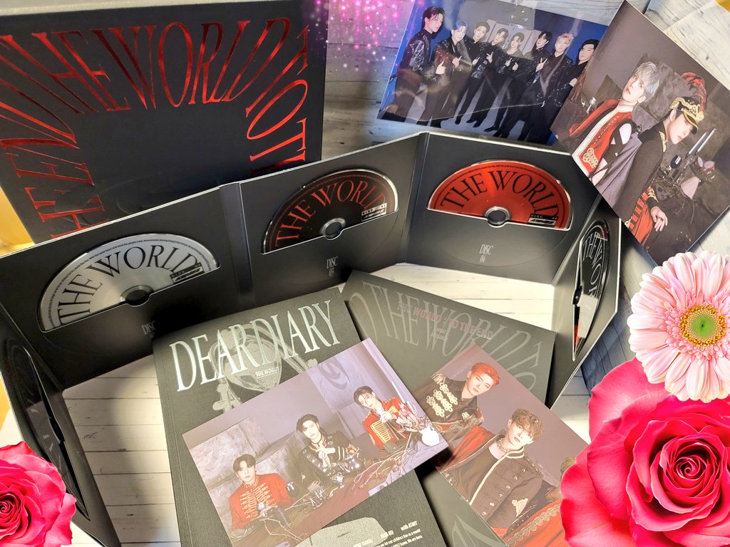 mana8tiny's tweet photo. 「THE WORLD : TO THE END DVD 日本語版」キター😆素敵すぎる✨
計523分のDVD5枚組に256Pのフォトブックと284PのDiary🥹日本語字幕に書籍にも日本語併記が嬉しい😍
週末の楽しみできた🥰
7日以内に約523分のDVD💿のチェックもしなきゃ🧐
#TO_THE_END #ATEEZ #에이티즈 #エイティーズ #ATINY https://t.co/8D4klimB5W
