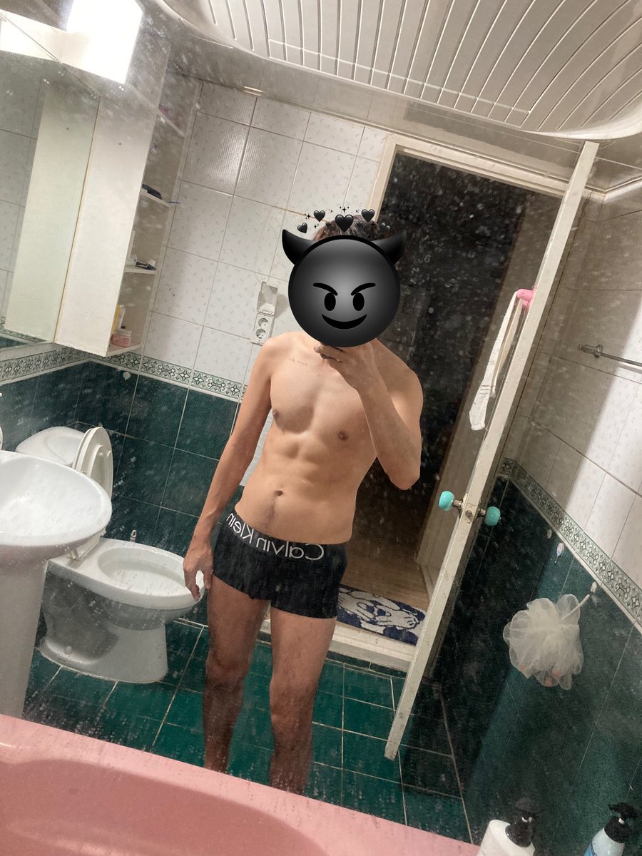 남편 혹은 남친몰래 박히고 싶은분..
감미롭지만 강직해요
매너는 좋고 사생활 별도니 목적만 채우세요
#유부녀 #성향자 #노예 #애인 #네토리 #네토 #초대남 #스팽커 #구속플 #일탈