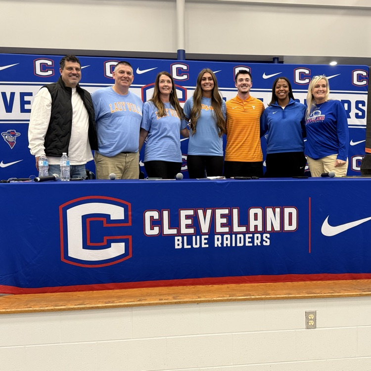 Tennessee's #1 recruit in both basketball and volleyball, CHS's Lauren Hurst, has announced her commitment to play for her home state and the Lady Vols. Congratulations, Lauren! We are so proud of you!