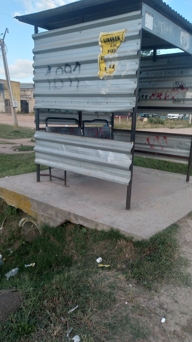 Prostaglan78609's tweet image. Veo un cartel de estos y te lo hago pedazos