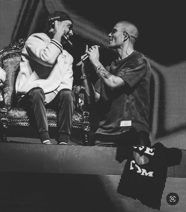 prisoneroftomax's tweet photo. tomax 🥺❤️‍🩹 https://t.co/RWtTgBjudL