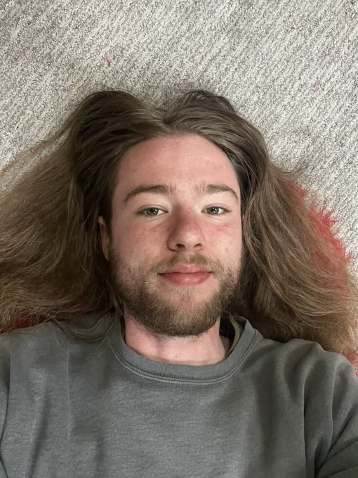 The Sexiest Guy Online🌟 - Things have been going… differently.. but well :) https://t.co/2zFdeXCgu6