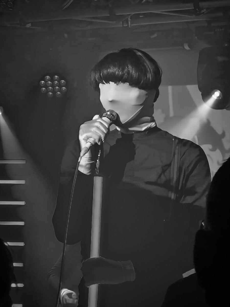 Your Lon Chaney. Leonidas Frank "Lon" Chaney (April 1, 1883 – August 26, 1930) was an American actor and makeup artist. He is regarded as one of the most versatile and powerful actors of cinema, renowned for his characterizations of tortured, often grotesque characters.