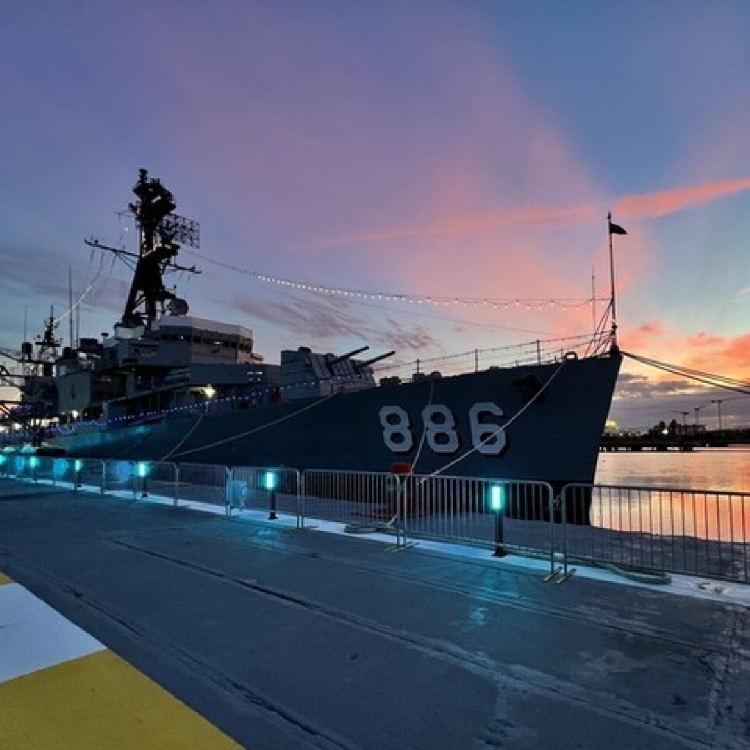 FLHistWarship's tweet photo. Looking for the best river front views of the Jacksonville Boat Parade?! Come on out to our Silent Disco &amp; Jax Boat Parade viewing party on the Navy Pier side on Sunday, November 30th! 

Check out event details and purchase your tickets below. 

Tickets: https://t.co/j6Rw4vnOj7 https://t.co/EuaNkExz0Y