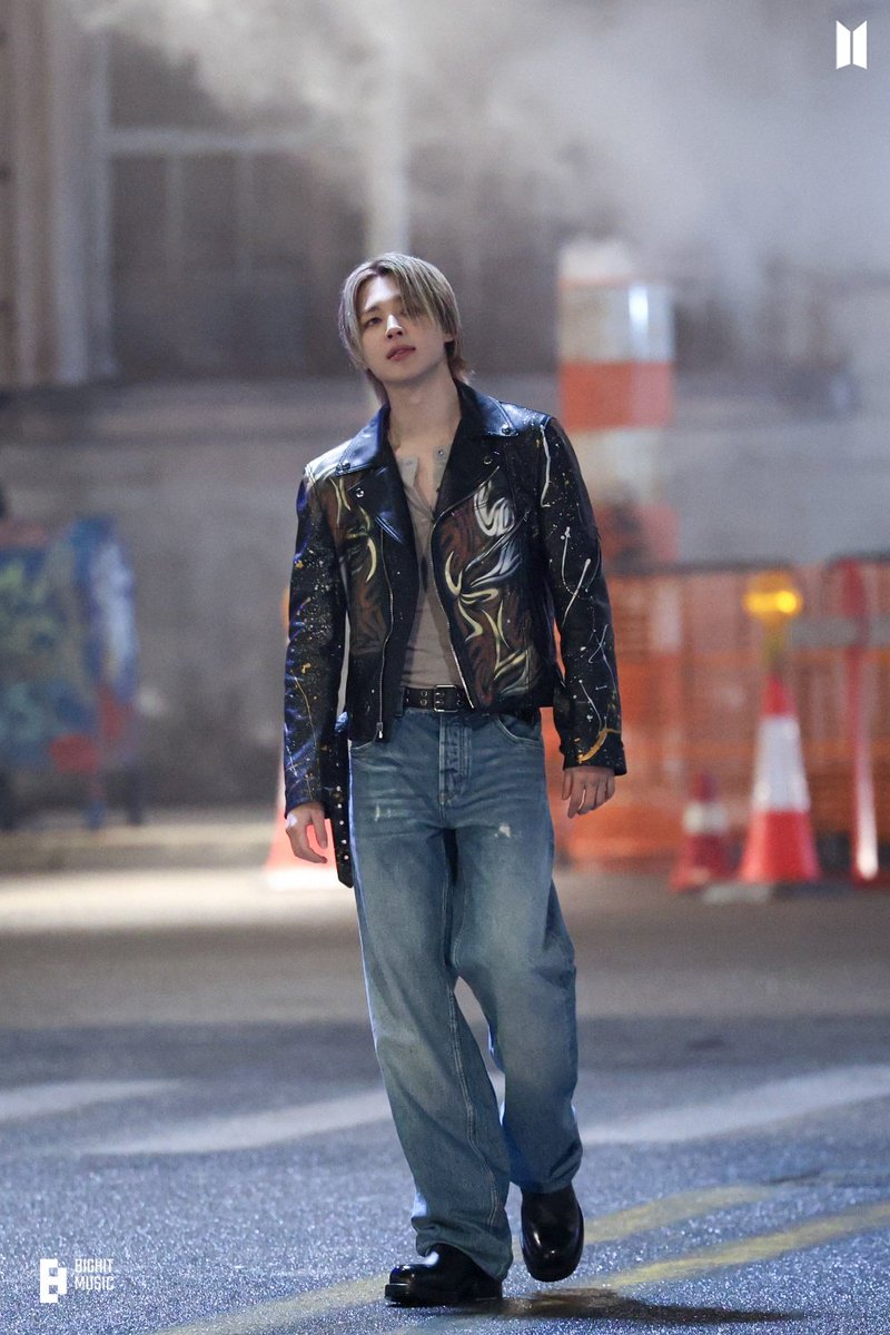 itJIMIN1013's tweet image. 지민, 美 스포티파이 K팝 최초·유일 大기록 행진..'짐메리카 파워'
(출처 :  스타뉴스 | 네이버 TV연예) 

naver.me/56RbNoGl

좋아요 추천 공유하기 눌러주세요~

JIMIN JIMIN
#Jimin_MUSE #Jimin_WHO
#JIMIN #지민