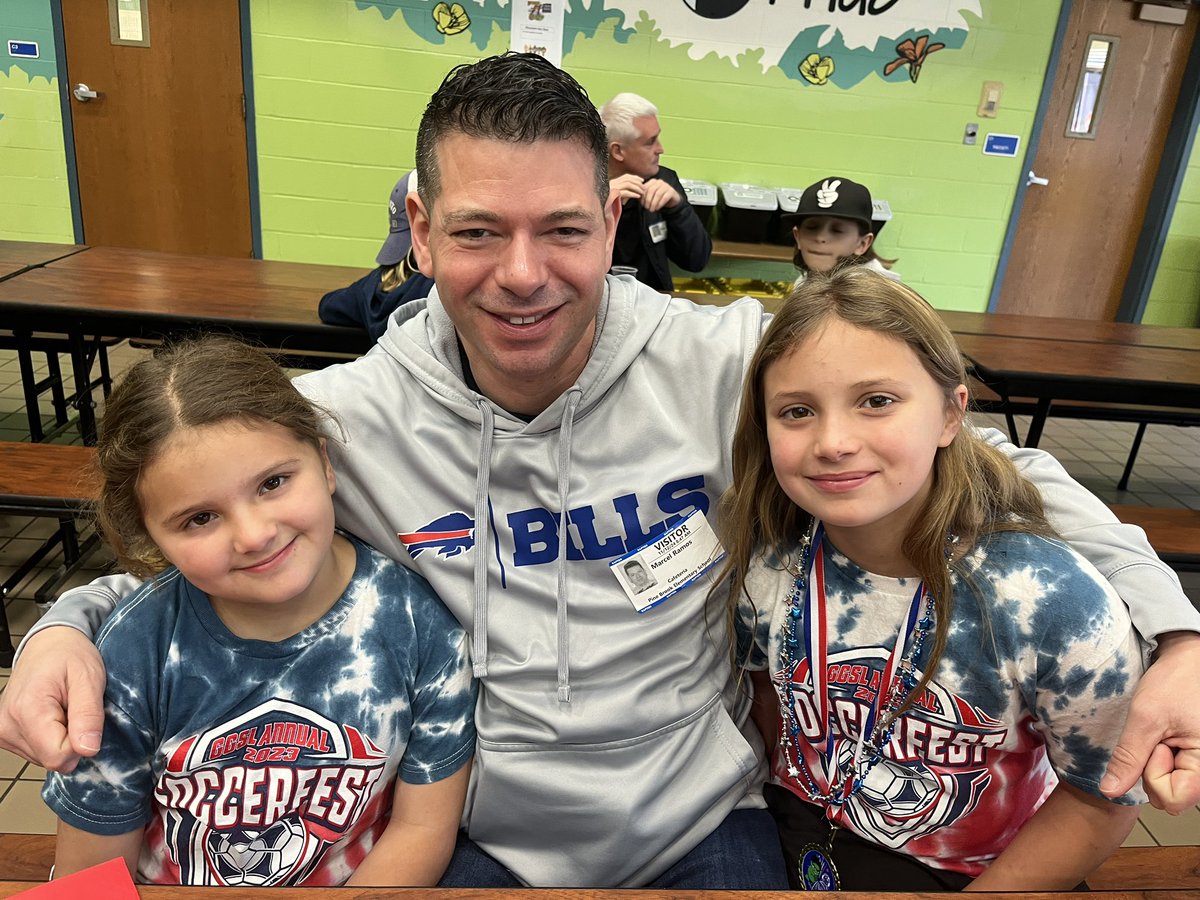 Pine Brook loves our Veterans!
❤️🤍💙 <a href="/GreeceCentral/">Greece Central</a> @GCSDsuper