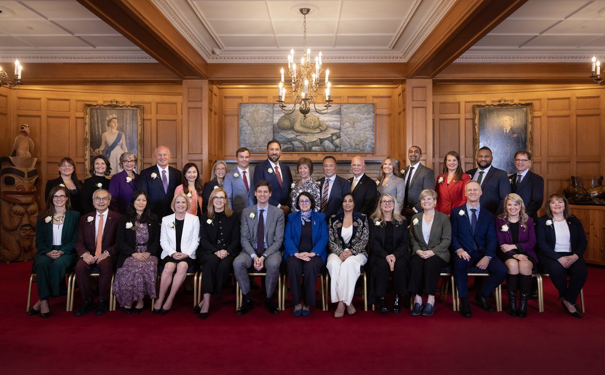 Dave_Eby's tweet photo. BC’s new cabinet reflects our province’s diversity, experience and talent. This team is focused on what matters to you: lowering costs, strengthening healthcare, building new homes and creating good jobs in safe communities.

Learn more: https://t.co/NFddQz1GGf https://t.co/SyULLAl8mN
