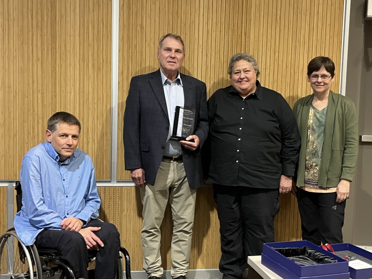 USCCN (@usccn3) on Twitter photo Congratulations to Rick Bennett <a href="/UKAgriculture/">University of Kentucky Martin-Gatton CAFE</a> for receiving the prestigious Porter Award, presented by Kellye Eversole, Matt Ryan & Kyria Boundy-Mills! 🏆Well deserved! #USCCNWorkshop #PorterAward Congratulations to Rick Bennett <a href="/UKAgriculture/">University of Kentucky Martin-Gatton CAFE</a> for receiving the prestigious Porter Award, presented by Kellye Eversole, Matt Ryan & Kyria Boundy-Mills! 🏆Well deserved! #USCCNWorkshop #PorterAward