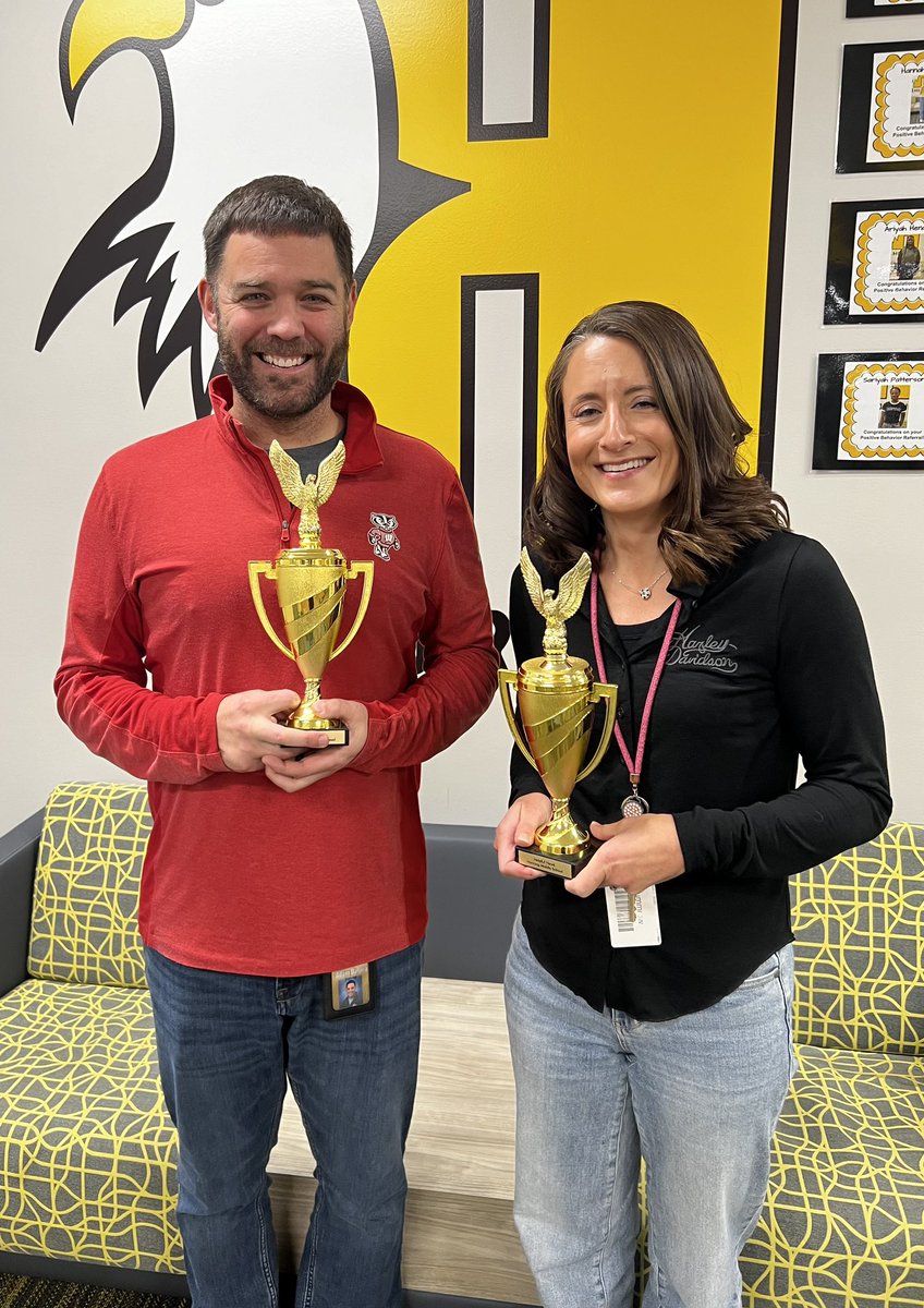 Congratulations to Mr. Dalpra and Ms. Mihas on being awarded the Helpful Hawk.  Two stellar Horning educators! #Horning