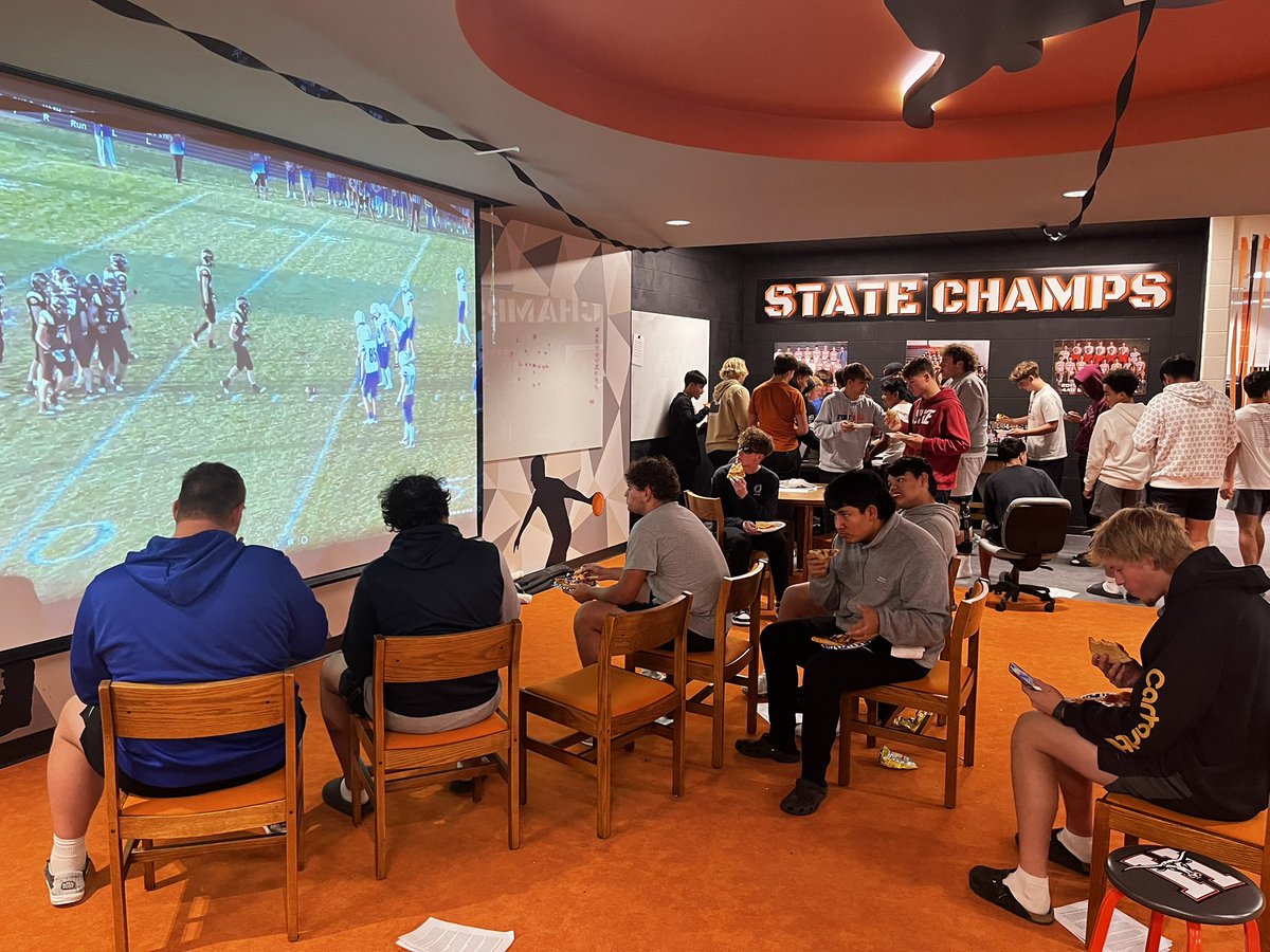 HOLCOMB Football tweet media