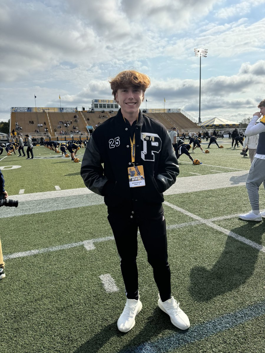 Excited to be back at Kent state tomorrow vs Akron!!
<a href="/coachmacarney/">Mark A. Carney - Coach MAC</a> <a href="/MMrob75/">Malcolm Robinson Jr</a> <a href="/Coach_CJRobbins/">Cameron (C.J.) Robbins</a>