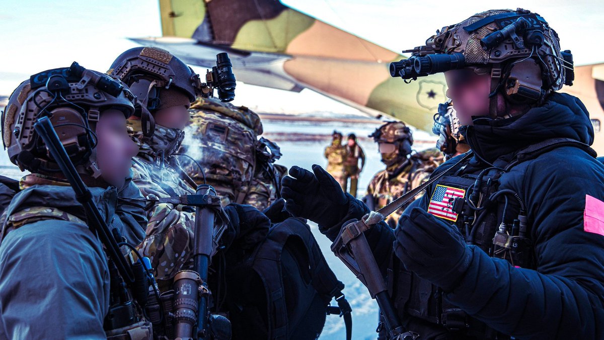 Remnantize's tweet photo. Chilean SOF and Green Berets CRF https://t.co/LgCVSNGkrw