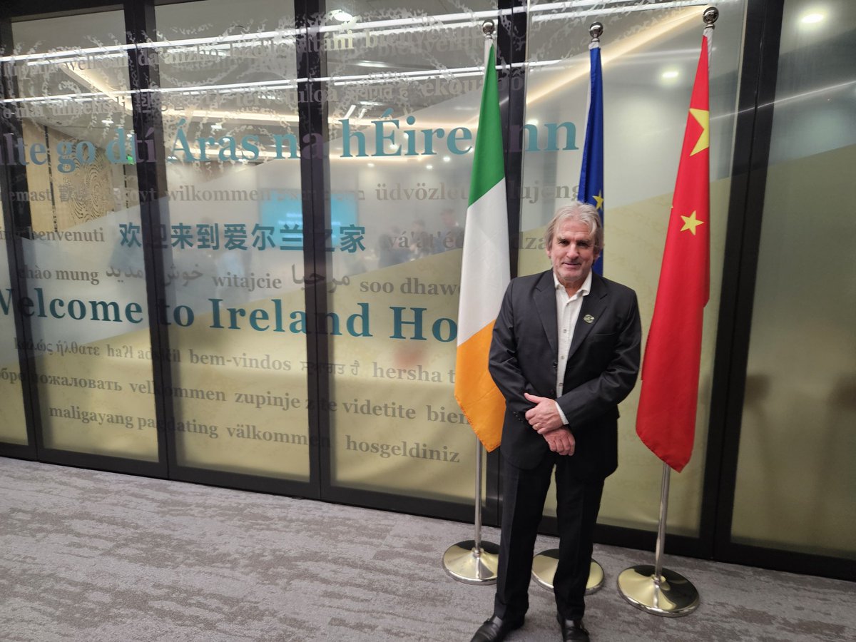 Barry Douglas (@wbarrydouglas) on Twitter photo Thank you <a href="/IrelandinSH/">Consulate General of Ireland, Shanghai</a> Consul-General David Murphy for a wonderful reception last night in Shanghai at the start of our <a href="/camerataireland/">Camerata Ireland</a> China tour. Thank you <a href="/IrelandinSH/">Consulate General of Ireland, Shanghai</a> Consul-General David Murphy for a wonderful reception last night in Shanghai at the start of our <a href="/camerataireland/">Camerata Ireland</a> China tour.