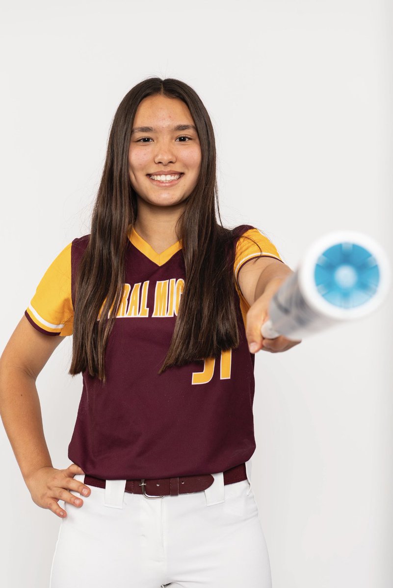 Elise Baker tweet media