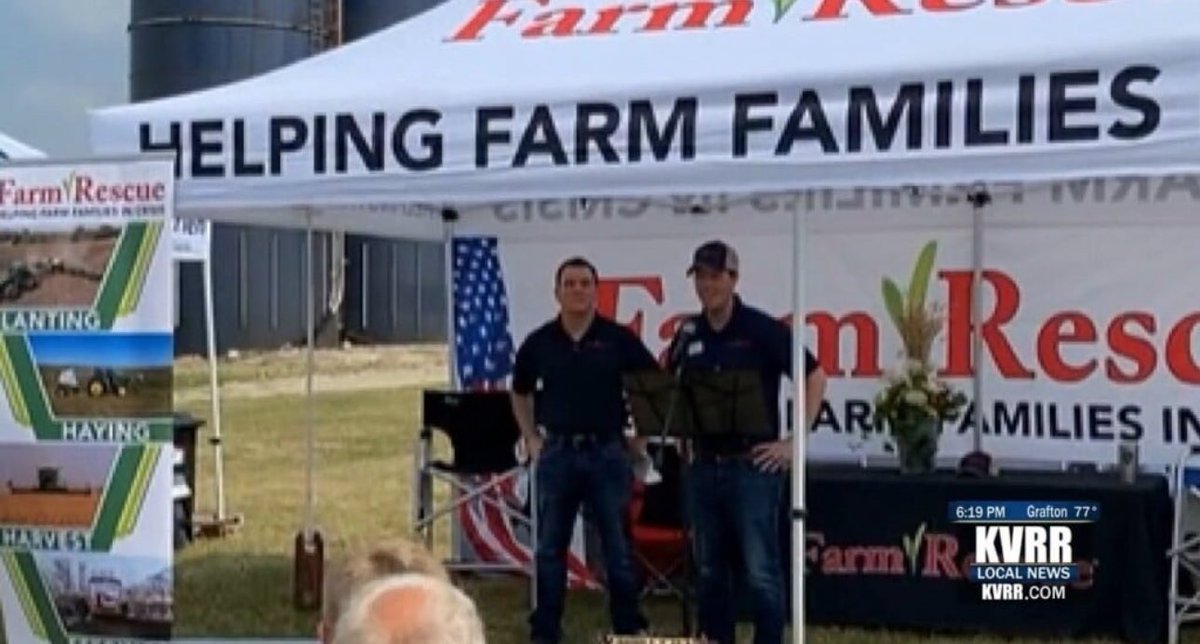 AgroConceptos's tweet image. 🌾 Cuando los farmers necesitan una mano, Farm Rescue está ahí 🚜

En Estados Unidos, Farm Rescue es una organización sin fines de lucro que ha demostrado el verdadero espíritu de comunidad. 💪🌱 Desde 2005, han ayudado a más de 1,100 familias agrícolas a superar momentos…