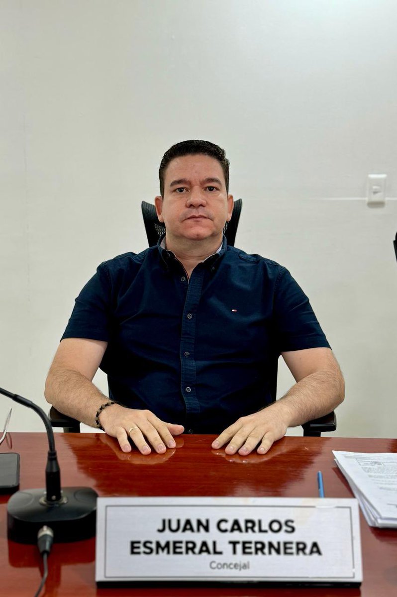 “De acuerdo al contrato de dotación, el supervisor del mismo es el Secretario de <a href="/SECSALUDSM/">Secretaría de Salud Distrital</a>. Además, el folio reza que dichos elementos debieron ser entregados en diciembre de 2023. ¿Qué medias está tomando la <a href="/SantaMartaDTCH/">Alcaldía de Santa Marta</a> para hacer cumplir lo pactado?” (1/2) <a href="/juankesmeral/">Juan Carlos Esmeral</a>