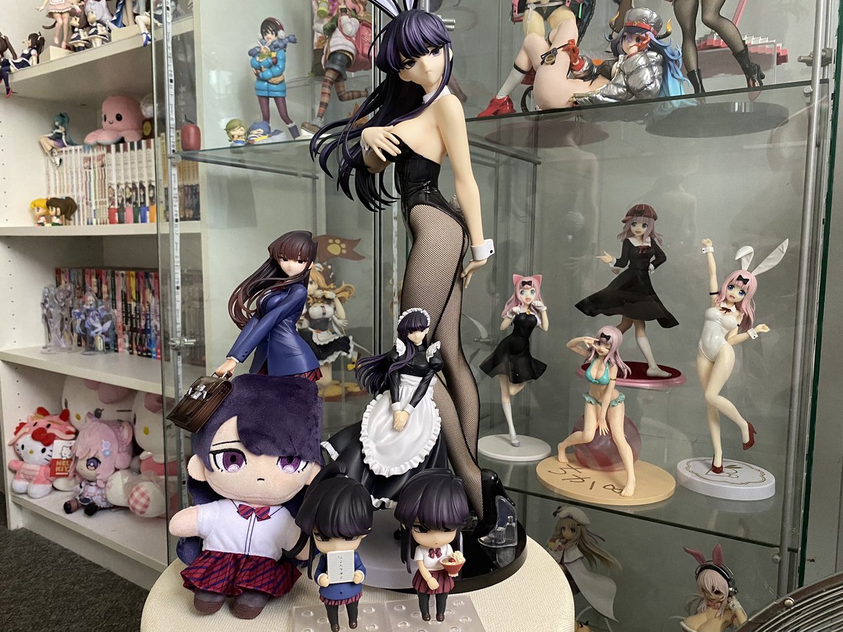 prettykittygal_'s tweet photo. i’m gonna try posting here more often.. no promises though.. all figures are from @AmiAmi_English 
#anime #animefigure #komicantcomunicate https://t.co/N5tsxQtk3v