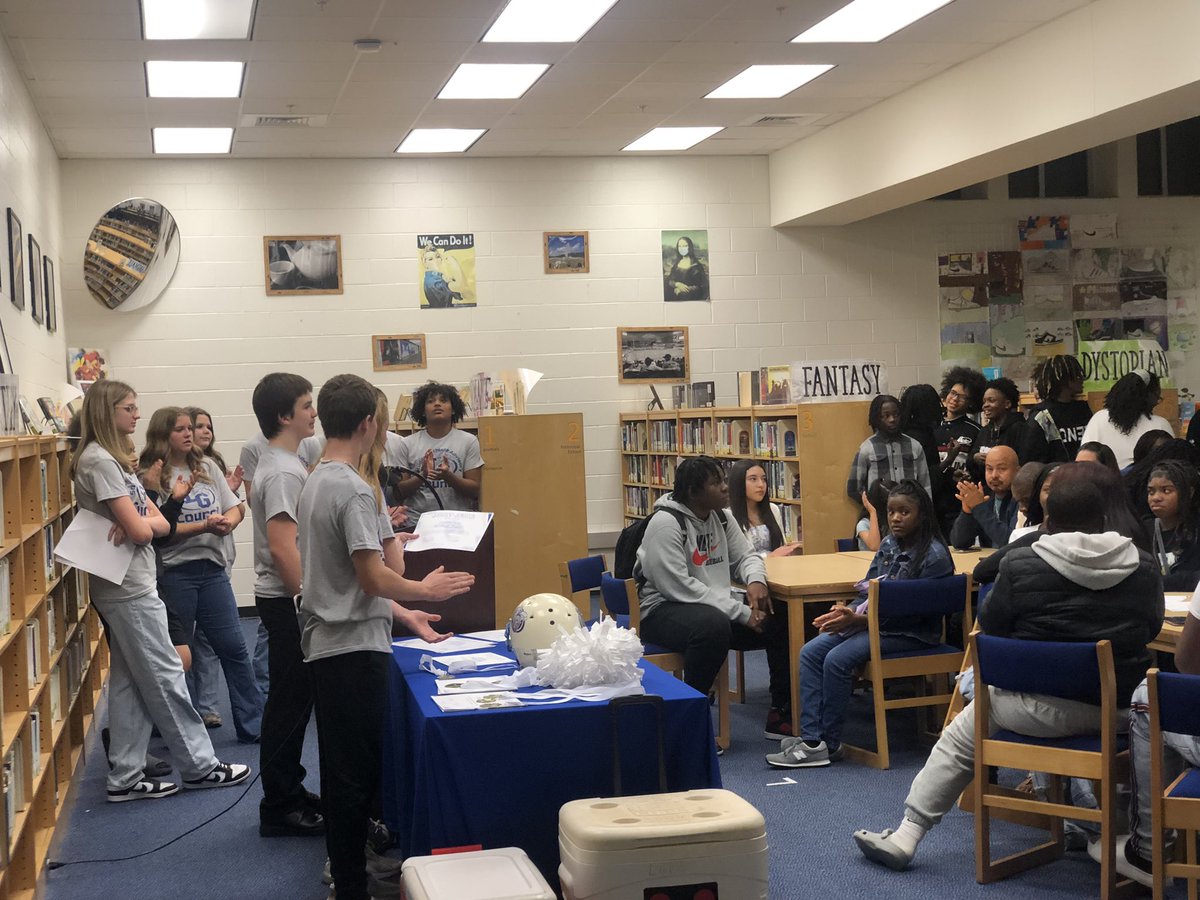 Big shout out to all of our fall sports and our 1st Student Athletic Advisory Council (SAAC) for hosting a banquet to celebrate players and coaches! Job well done!@LGMS_HCS <a href="/LGHS_Athletics/">LGHS Athletics</a> <a href="/melissa13thomas/">Melissa Thomas</a>