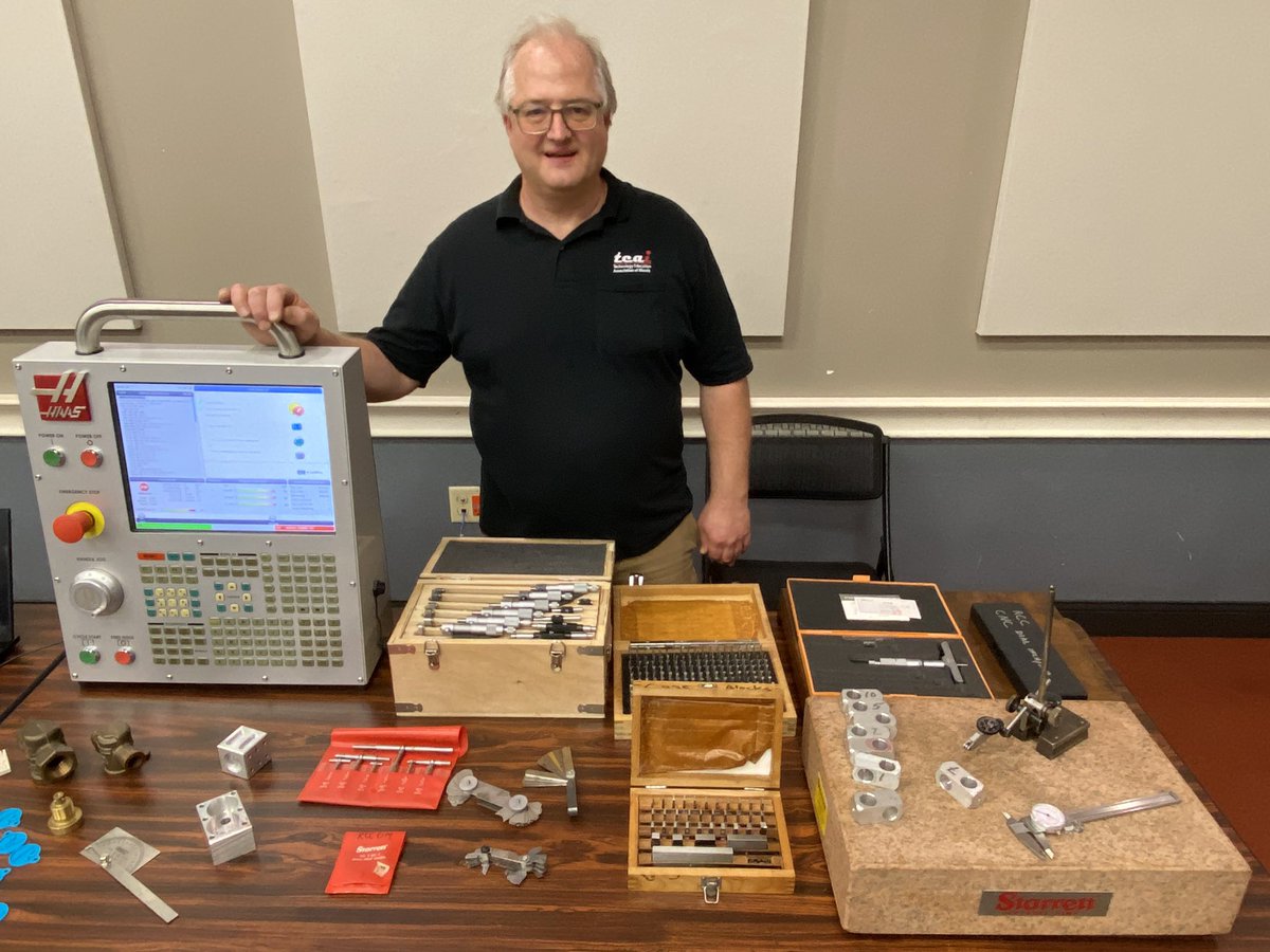 CurryTechTrain's tweet image. Great turnout tonight for the dual credit information session at @RCCDecaturIL students can earn up to 27 credit hours while in high school when pursuing the associate in engineering technology degree program.