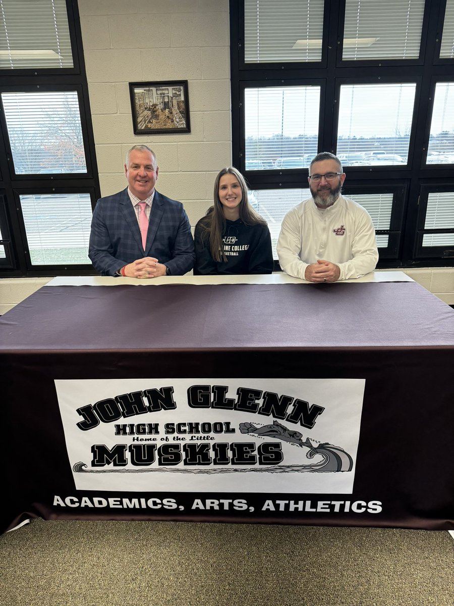 Official, go Arrows 🏹💙
<a href="/LadyMuskiesBB/">John Glenn Lady Muskies Basketball</a> <a href="/The_Blast_AAU/">Buckeye State Blast Basketball</a> <a href="/JustScoreBaske1/">Just Score Basketball - Skills Training</a> <a href="/ursuline_wbb/">Ursuline Basketball</a>