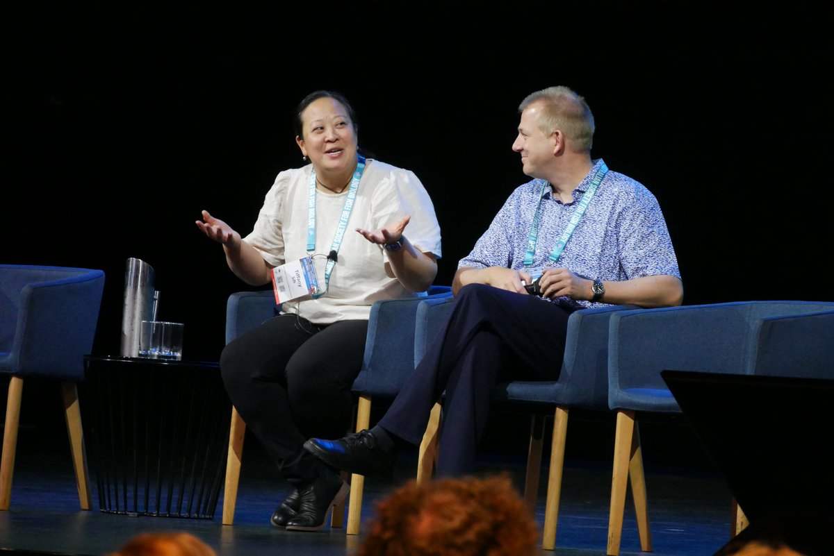 AustSocFishBiol's tweet photo. Great first #ASFB2024 session today from Juergen Geist and @TiffoFisho π
Thought-provoking exploration of important #fishfrontiers: freshwater #conservation, #climatechange, deep sea discoveries, decommissioning oil and gas platforms, funding ethics and scientific objectivity. https://t.co/pv0NokqlHV