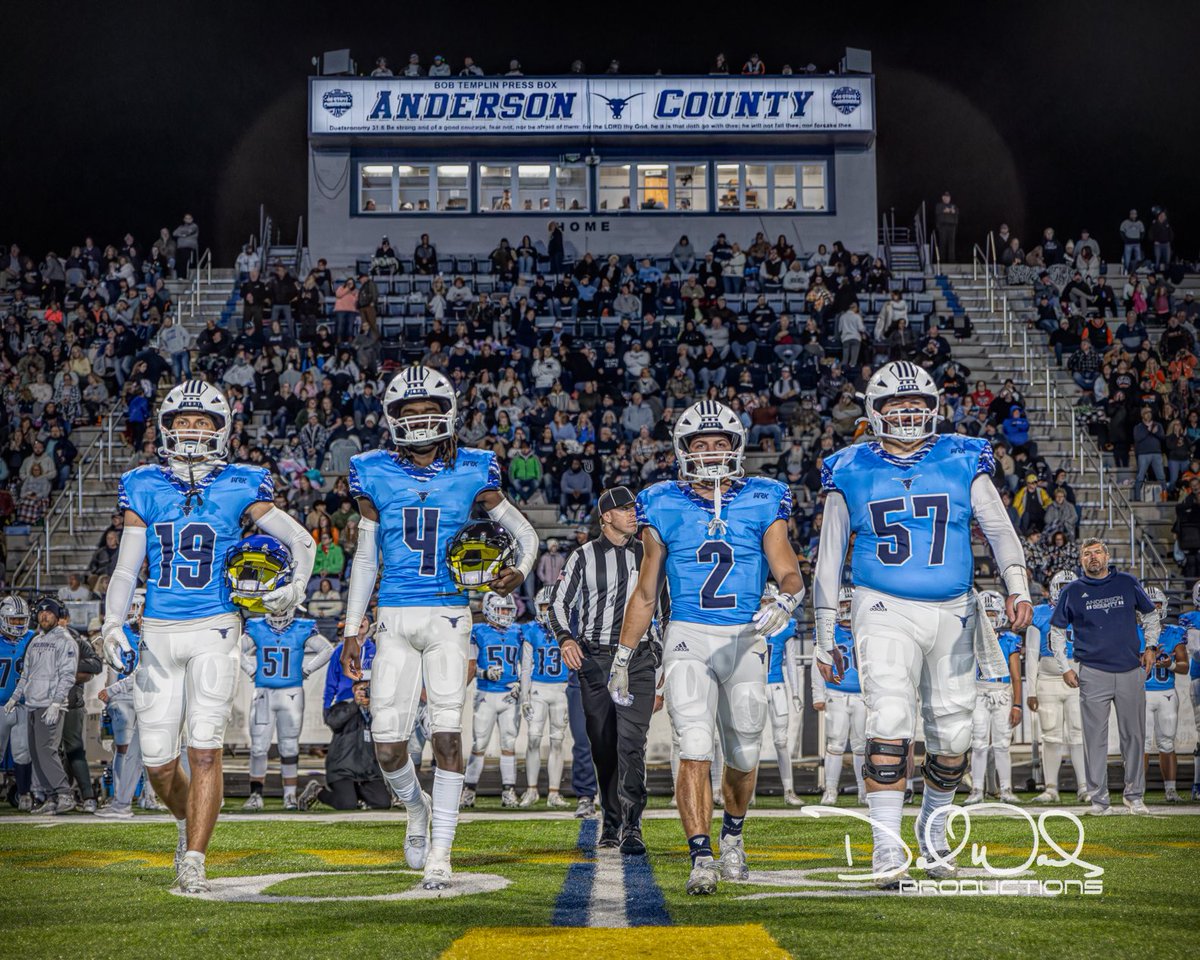 DWProductionsTN's tweet photo. Mavericks leave no doubt that they are ready for their run to an another state championship with their win over the Cyclones on Friday night. 
Full Gallery ➡️ https://t.co/DL7PGbwpcQ https://t.co/qEXKc9nVZI