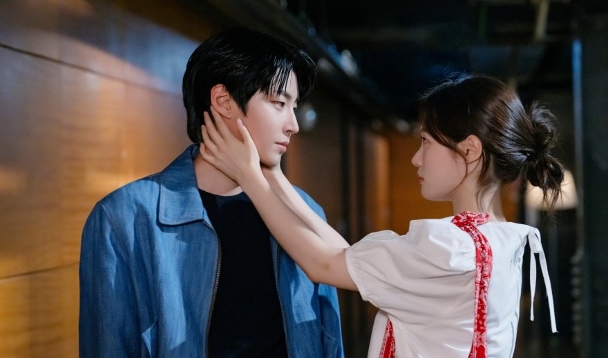 sanwon are each other's world 

#JungChaeyeon #HwangInYoup #FamilyByChoice #조립식가족