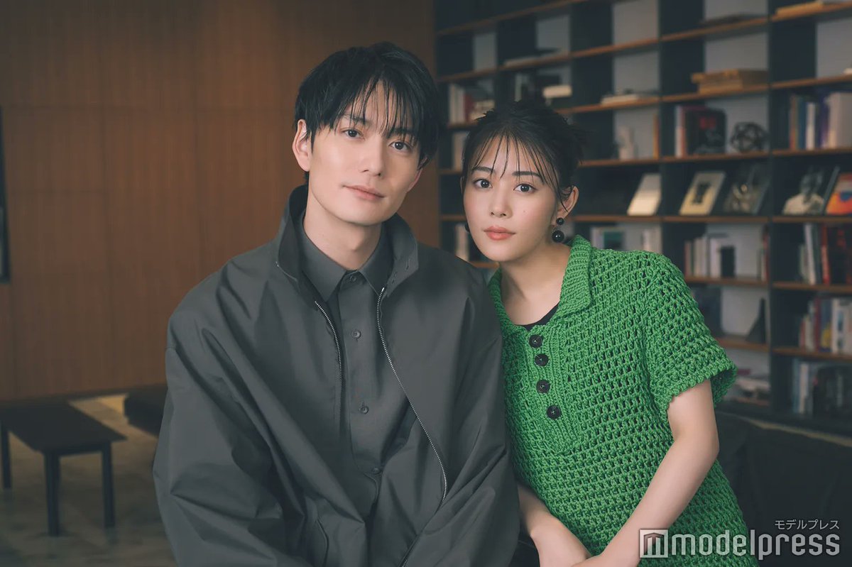 cloverblossoms_'s tweet photo. Okada Masaki (35) and Takahata Mitsuki (32) officially announce their marriage. 

Both co-starred as married couple in Prime Video drama "1122 ii fufu" distributed June this year.

https://t.co/2EJeGd5vfl https://t.co/mIIJcJNxL8