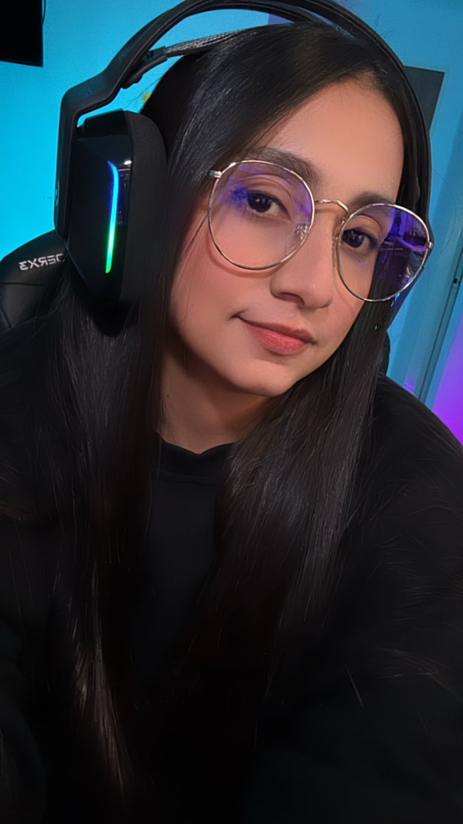 Son lentes súper distinto a lo que siempre
Usaba pero me agrada. Ya no parezco mía kalifa