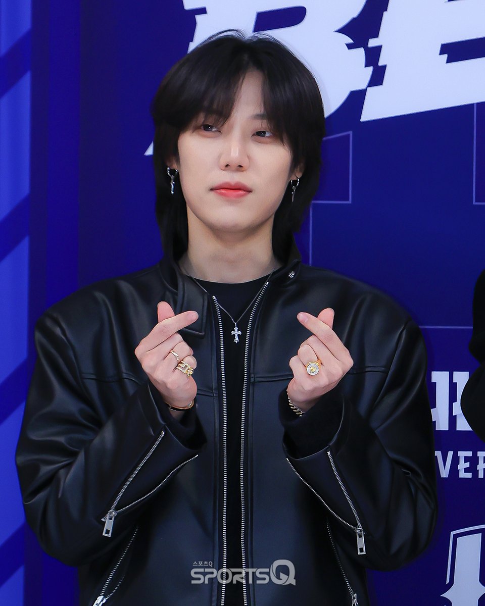 sportsqnews's tweet photo. [#포토Q] 241119 엘 캐피탄 SBS '유니버스 리그' 제작발표회

📌https://t.co/RsYcEQpd4t

#엘캐피탄 #ELCAPITXN
#유니버스리그 #UniverseLeague #SBS https://t.co/bT6hzAKFUo